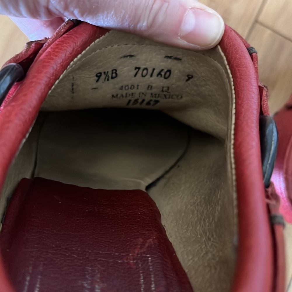 Red Leather Women's Shoes - Picture 5 of 7